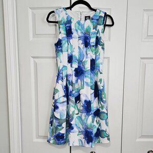 Vince Camuto White Blue Floral A line Dress Size 2
